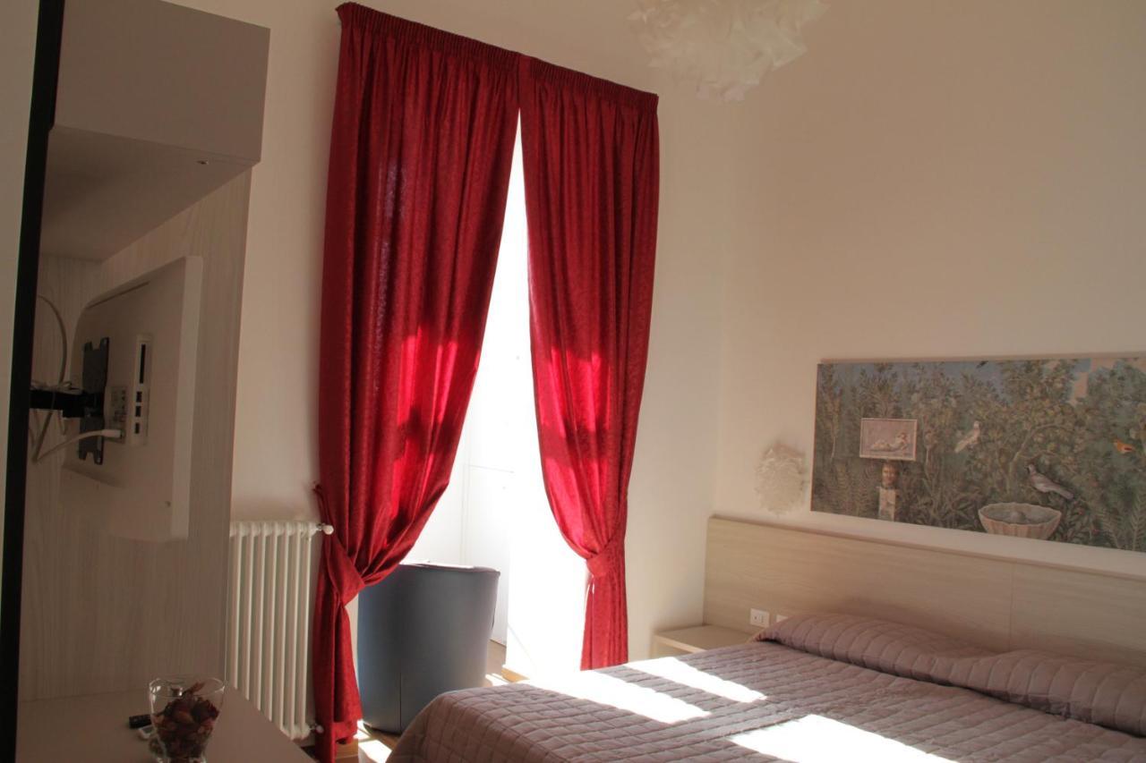 Italia Apartment Ortobotanic Garden Napels Buitenkant foto