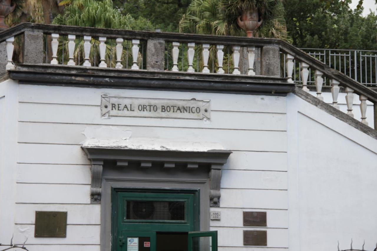 Italia Apartment Ortobotanic Garden Napels Buitenkant foto