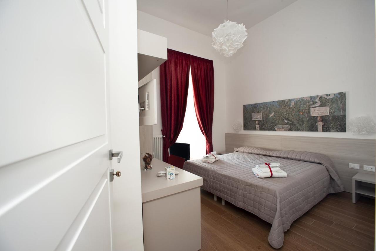 Italia Apartment Ortobotanic Garden Napels Buitenkant foto