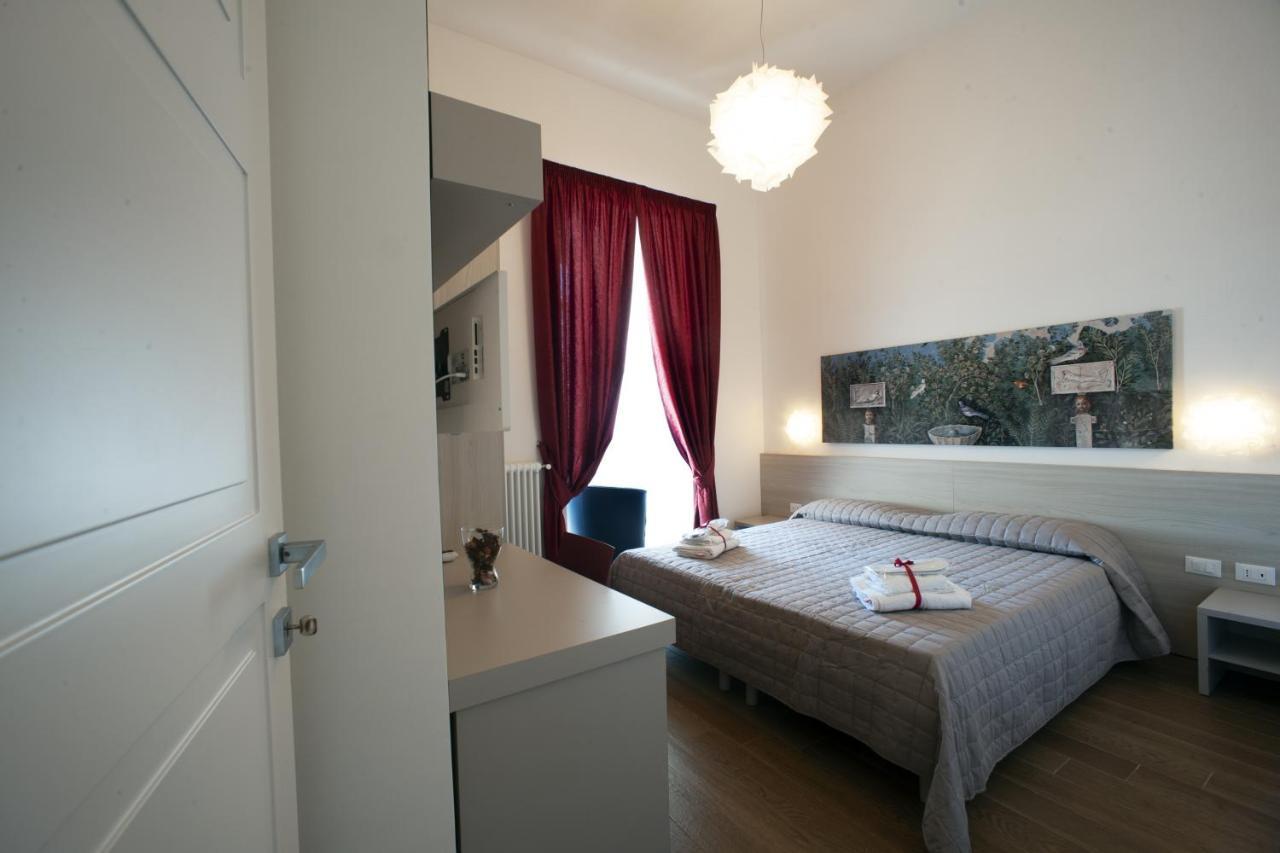 Italia Apartment Ortobotanic Garden Napels Buitenkant foto
