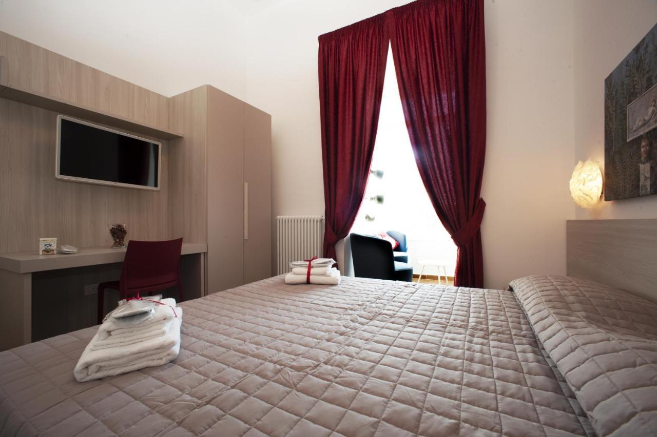 Italia Apartment Ortobotanic Garden Napels Buitenkant foto